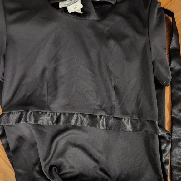 Formal Fashion beautiful black gown Md 8 - Picture 3 of 3